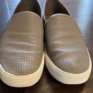 Vince slip on sneaker size 7